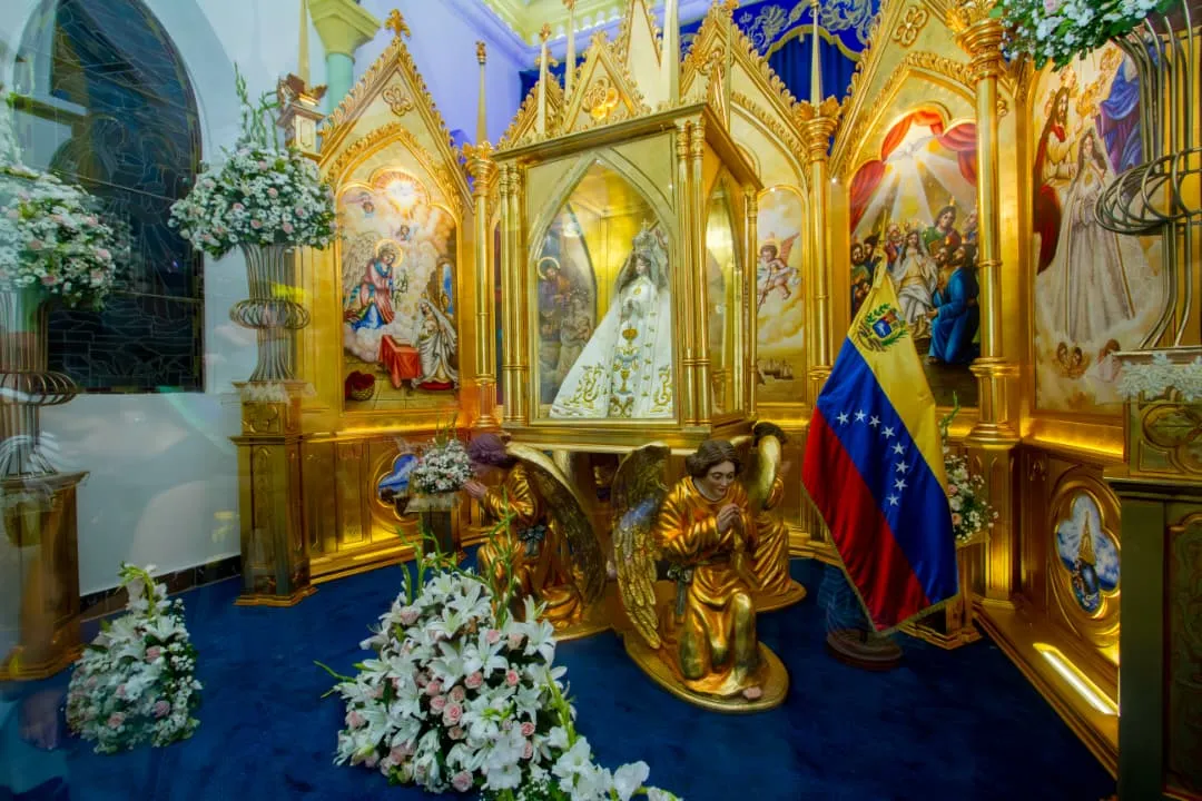 Imagen para Bajada de la Virgen del Valle unió a autoridades y al pueblo en multitudinaria muestra de fe